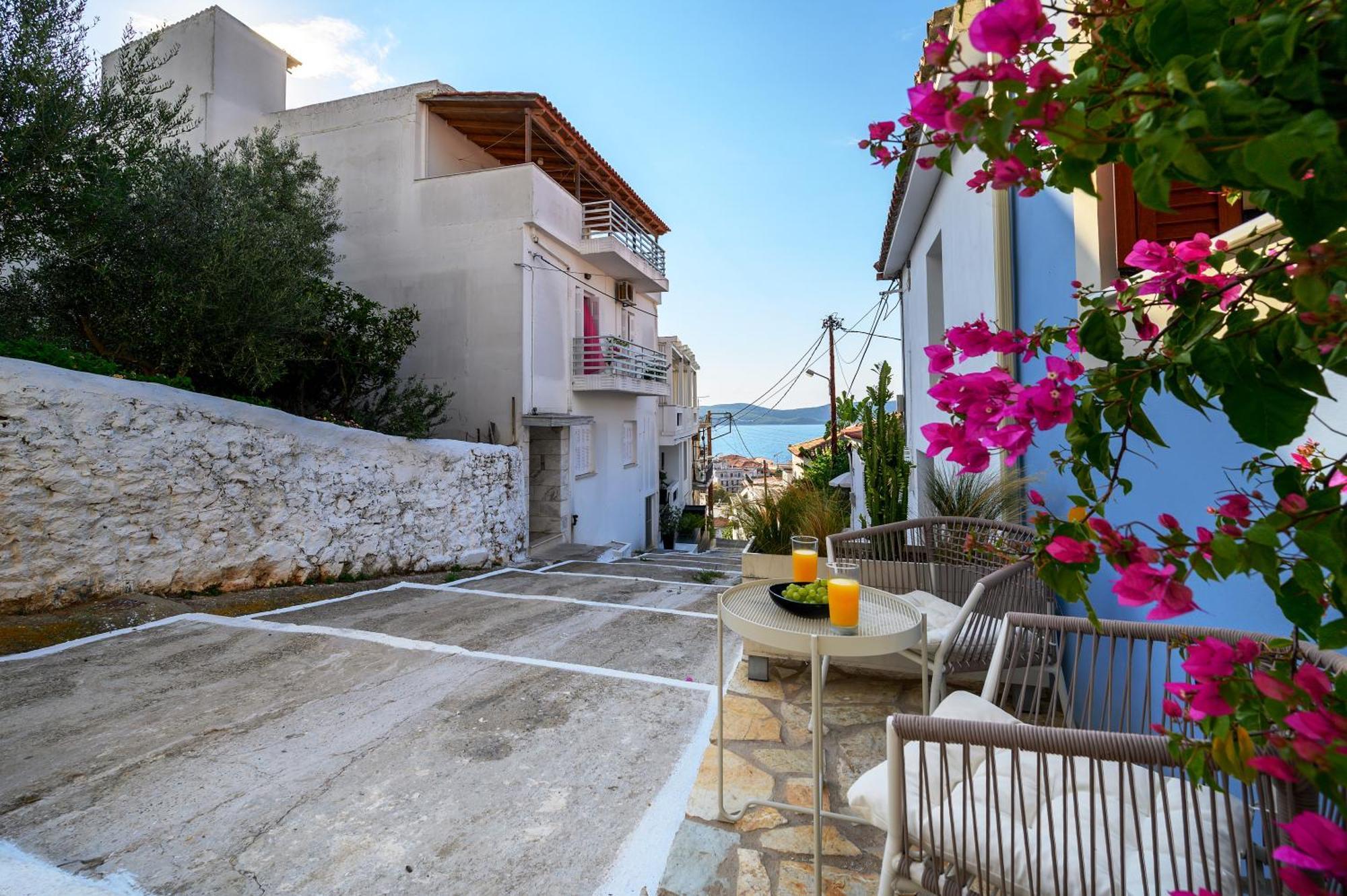 Blue Sky House Aparthotel Pylos Exterior foto